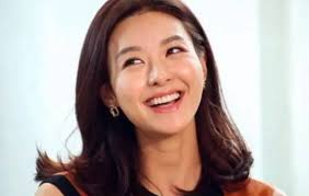 她 tha